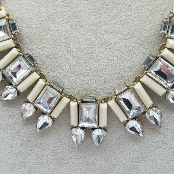 J Crew Clear Crystal White Stone Art Deco Necklace - Picture 3 of 12